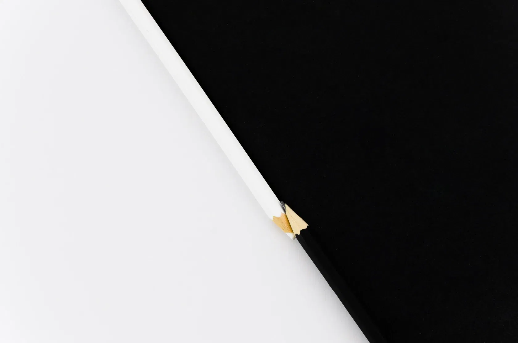 プロスペクト理論で変わるBtoBマーケティング : 損失回避を活用した5つの戦略と外資系企業の成功事例